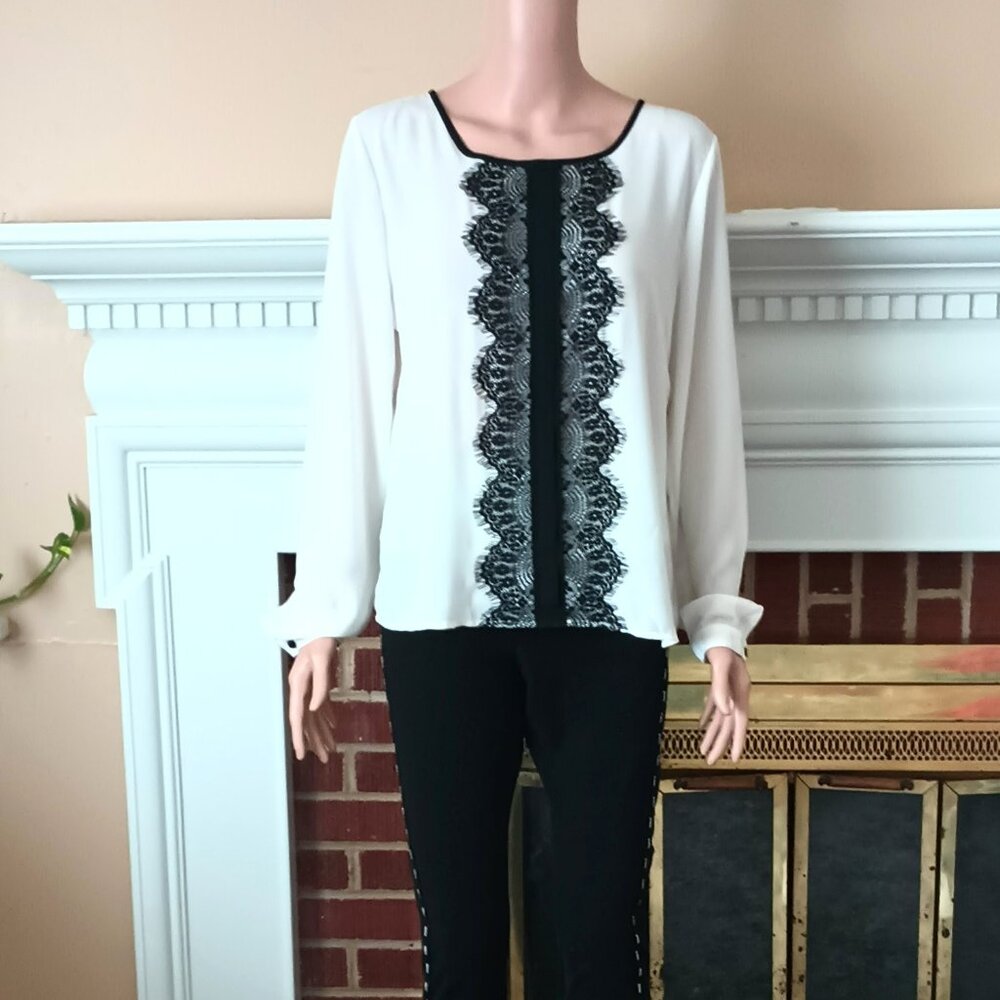 Women's White Pleated Blouse M with Black Lace Trim Long Button Sleeve Top